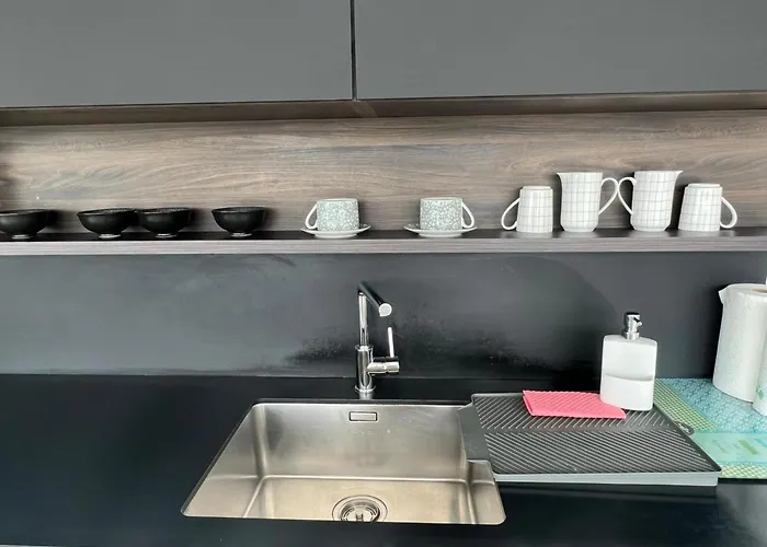 Вилла Luxury Rebeka - Heated Pool And Jacuzzi Адехе