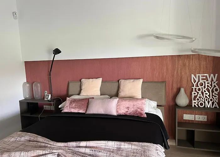 Luxury Rebeka - Heated Pool And Jacuzzi *